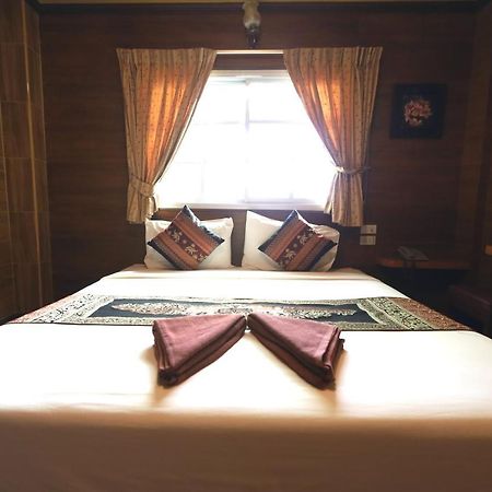 Thai Cozy House - Sha Certified Бангкок Экстерьер фото