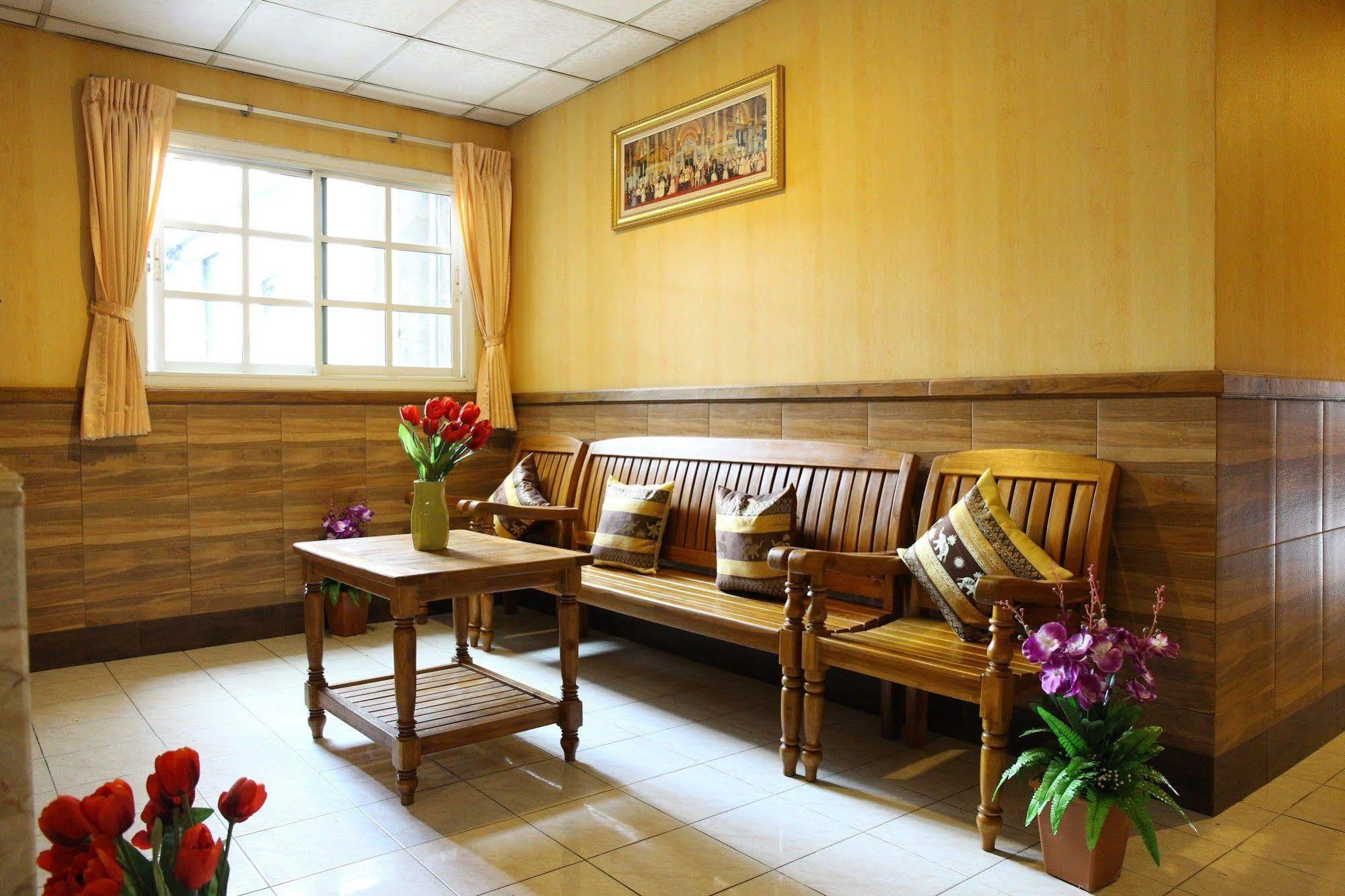 Thai Cozy House - Sha Certified Бангкок Экстерьер фото